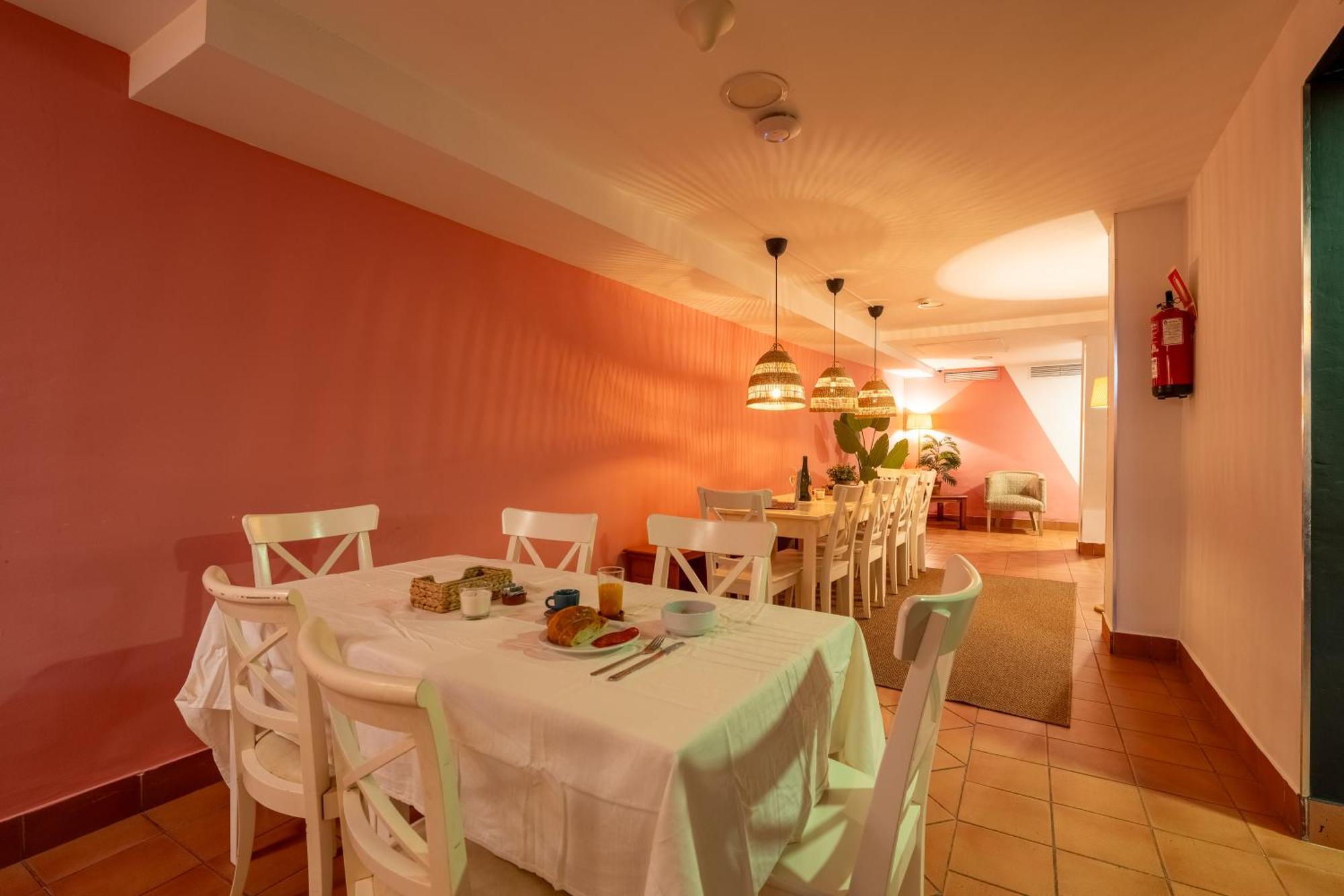 I Am La Posada Hotel And Apartment Бенальмадена Экстерьер фото