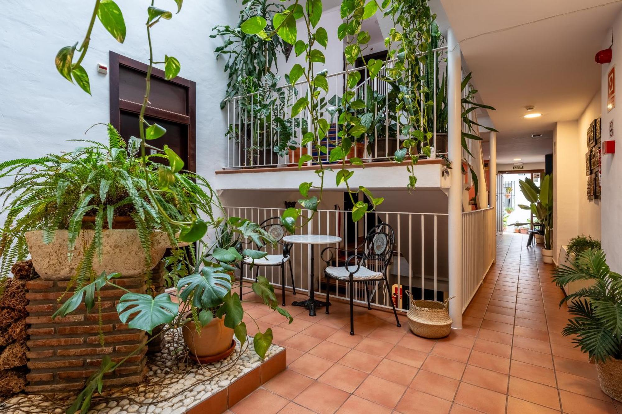 I Am La Posada Hotel And Apartment Бенальмадена Экстерьер фото